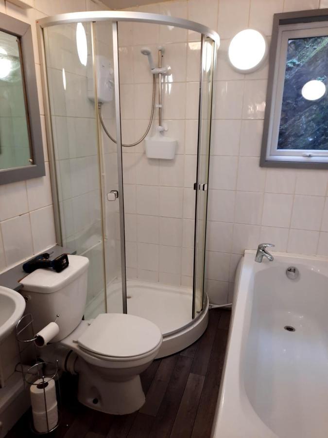 Snowdonia Rock Cottage - Cosy And Pet Friendly Пенриндеудрает Экстерьер фото
