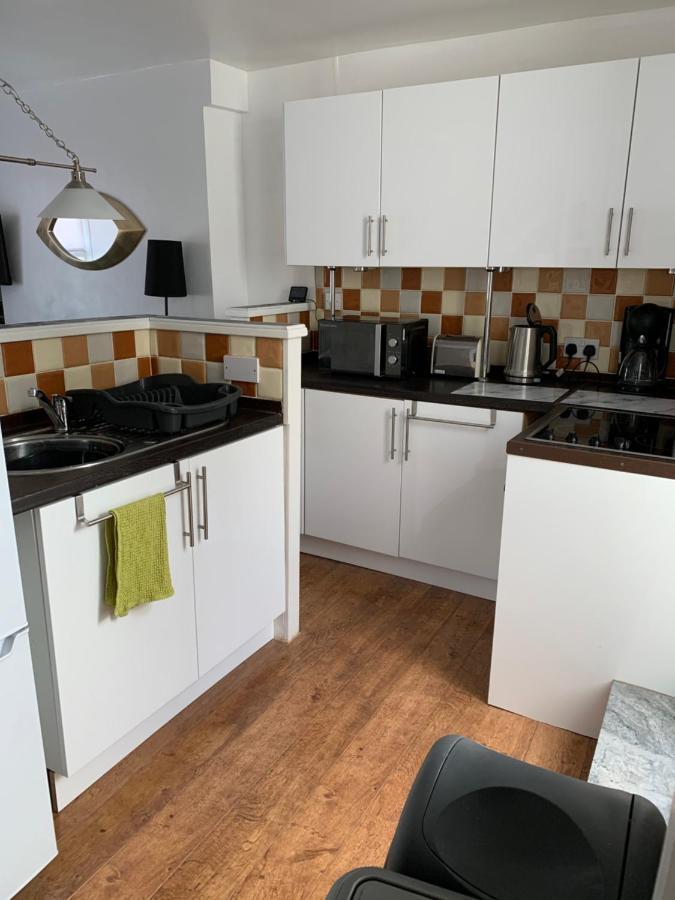 Snowdonia Rock Cottage - Cosy And Pet Friendly Пенриндеудрает Экстерьер фото